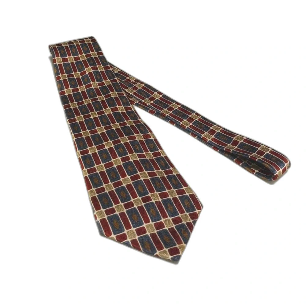 Van Heusen All Silk Made in the USA Men's Neck Tie 61‎ inches long